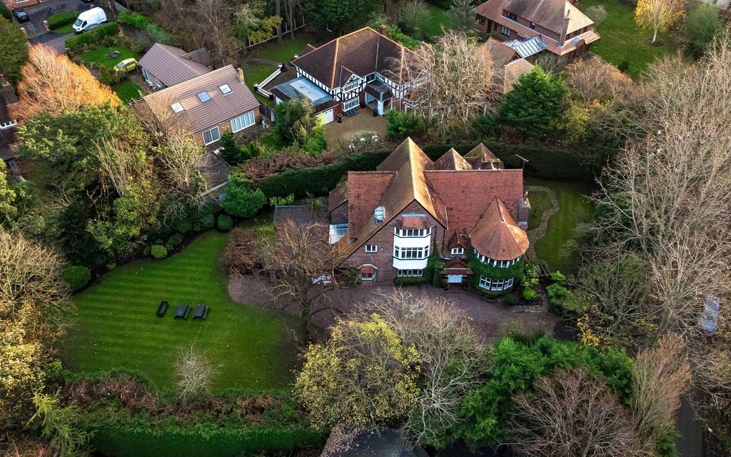 Property photo 1 of 59