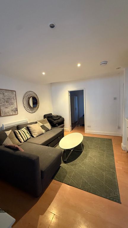 Property photo 2 of 14 Photo 3