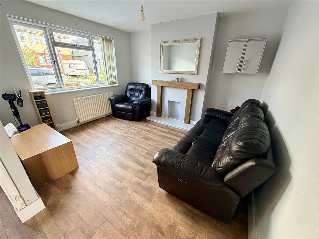 Property photo 3 of 10 Img_1638.Jpeg