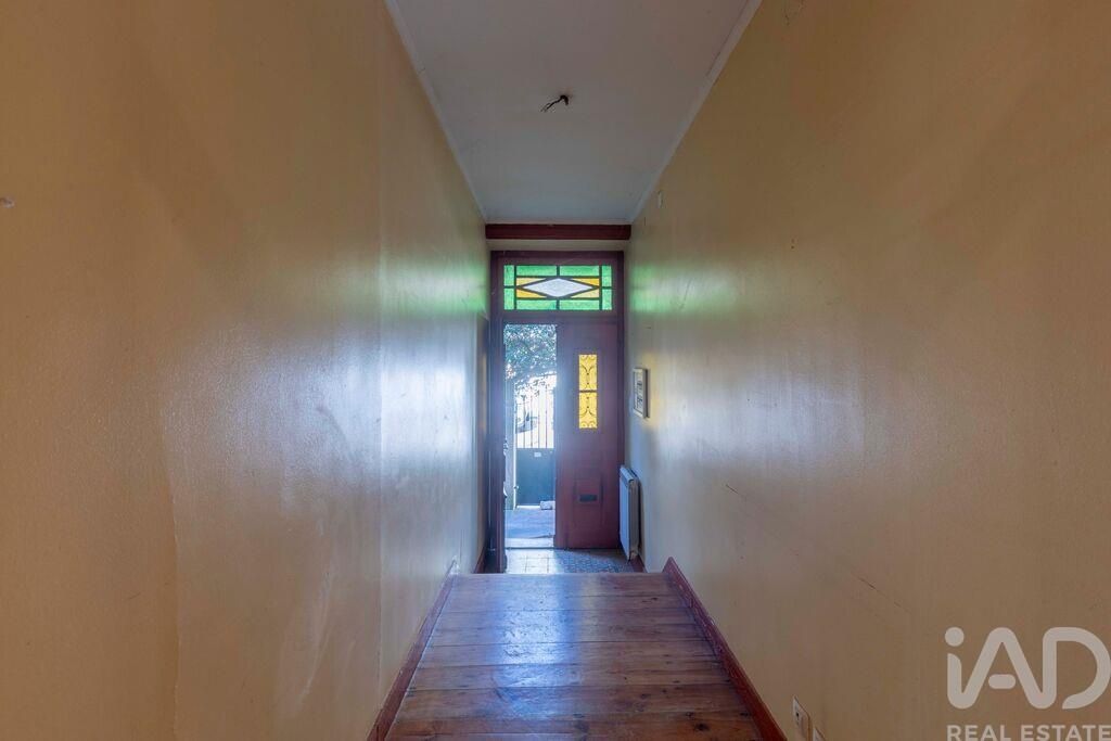Property photo 2 of 36