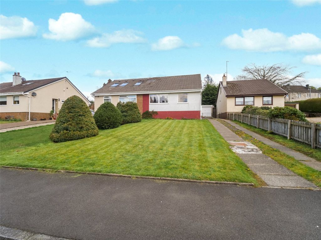 Property photo 1 of 17 Front