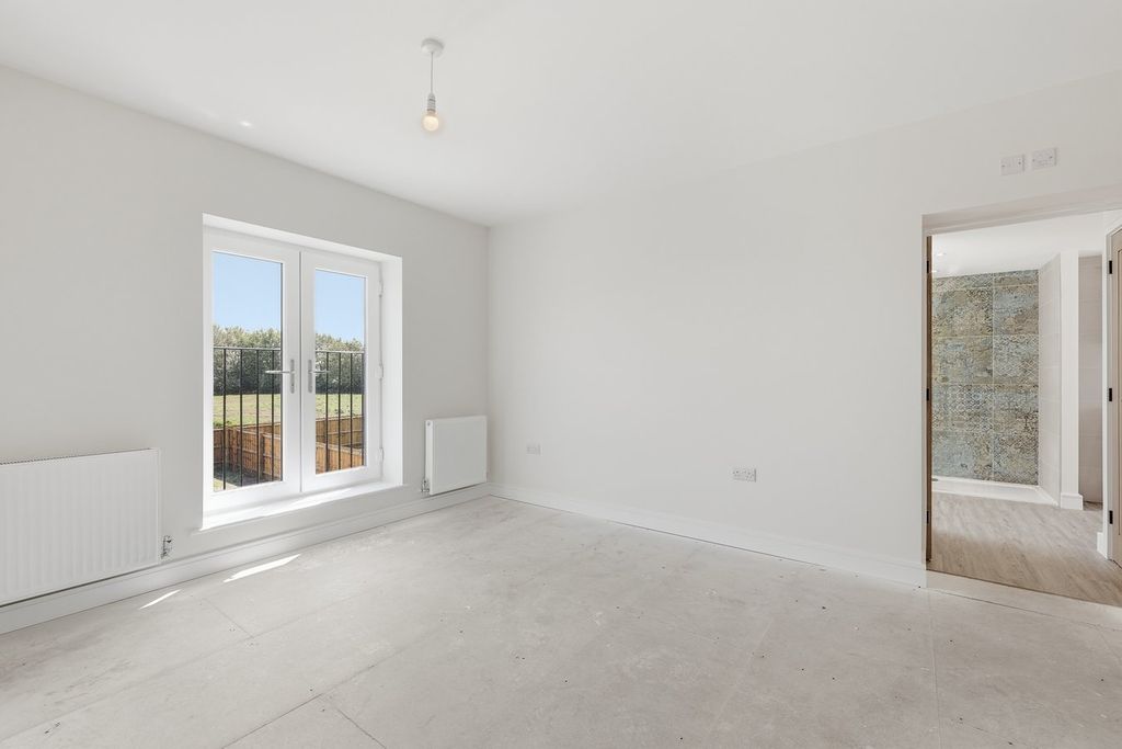 Additional image 11 of 4 bed detached house for saleOakley Gardens, Little Oakley, Harwich CO12