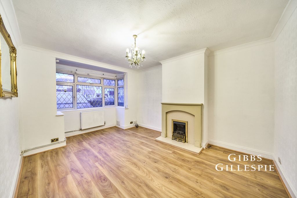 Property photo 3 of 13 Pbox-Img.Jpg