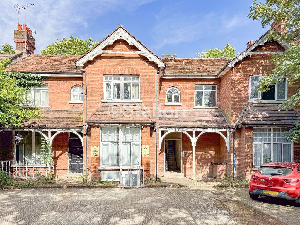 Property photo 1 of 6