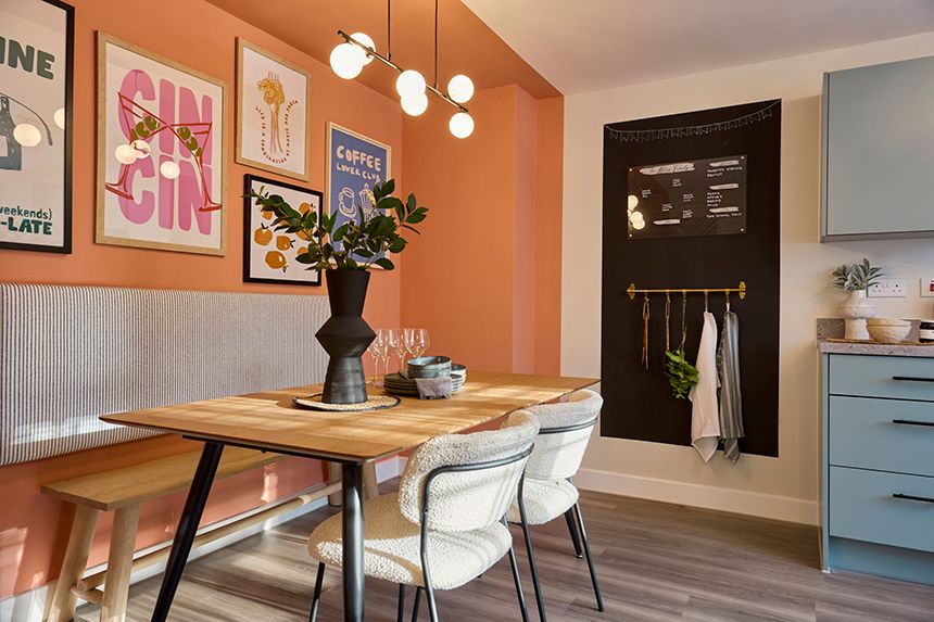 Property photo 3 of 8 Elmslie Special-006