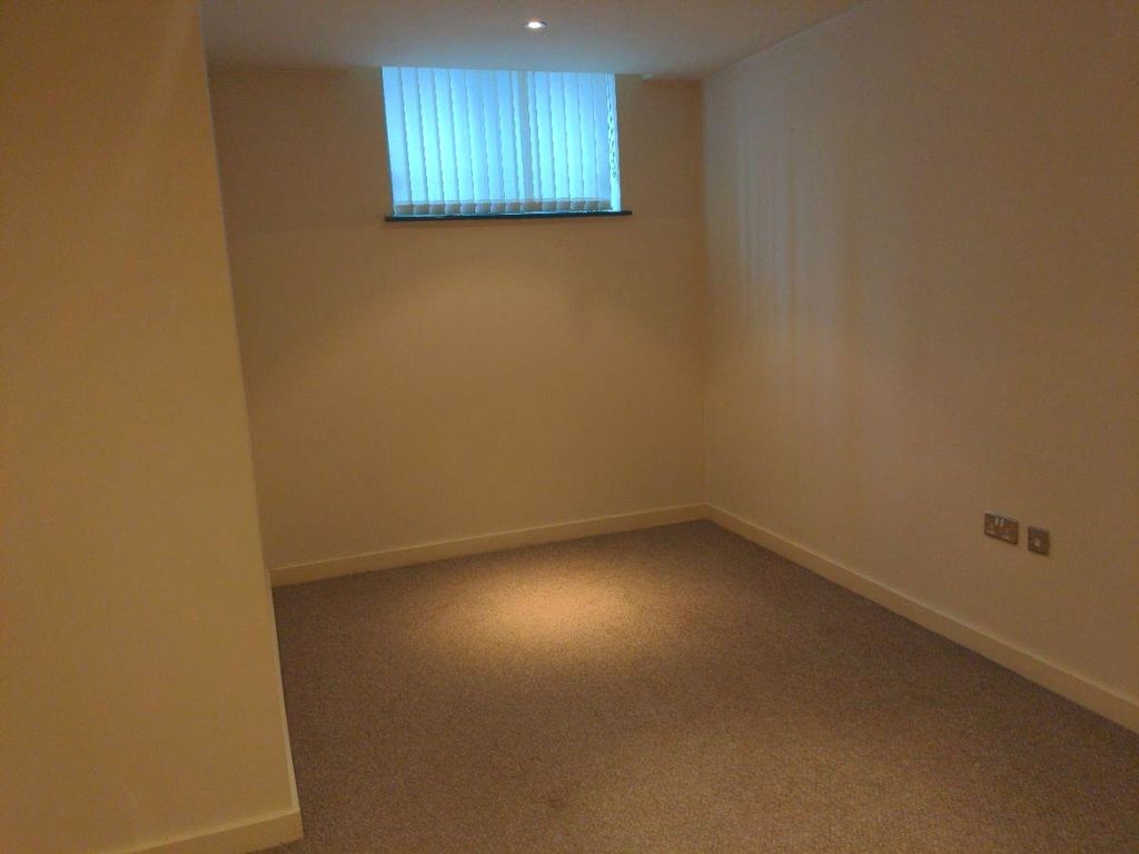 Property photo 3 of 7 Picture No. 21