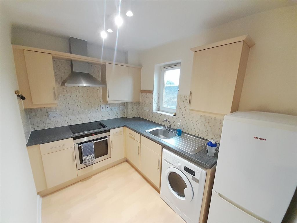 Property photo 3 of 14 5