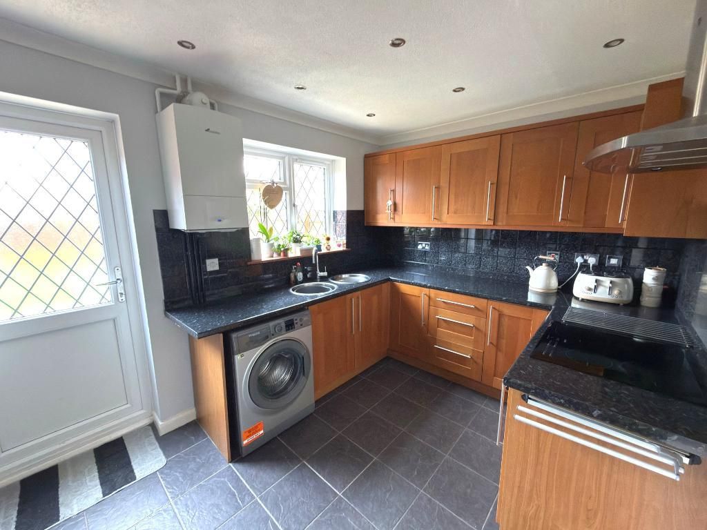 Property photo 2 of 11 Photo 2