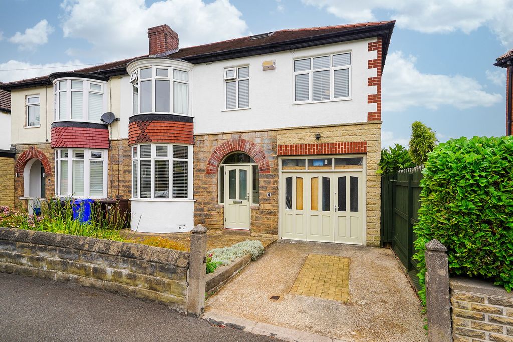 Property photo 1 of 24