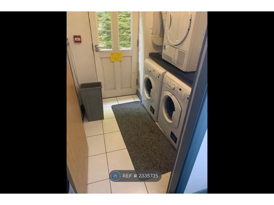 Property photo 2 of 3