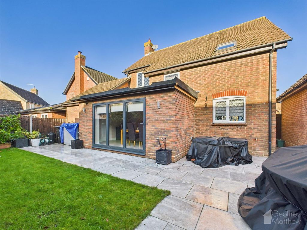 Property photo 2 of 14