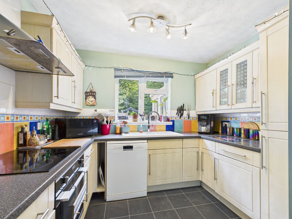 Property photo 3 of 40 4446337