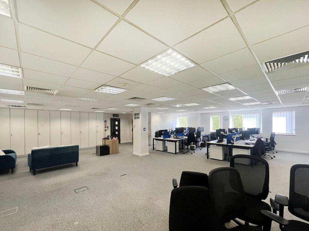Property photo 2 of 5 M31Stfloormillenniumcentreph05.Jpg