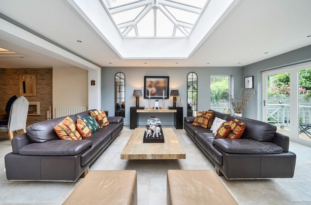 Property photo 1 of 14 1477049-7-6A296c6...