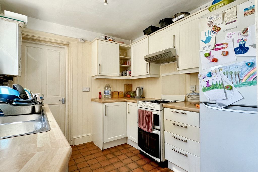 Property photo 2 of 15 Img_2226