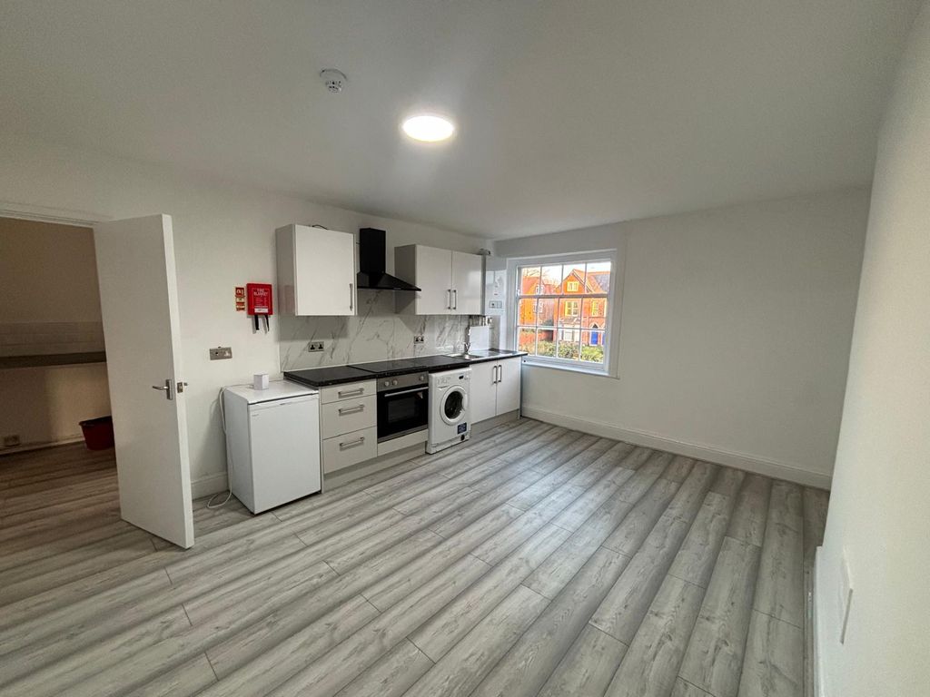 Property photo 1 of 6 Image