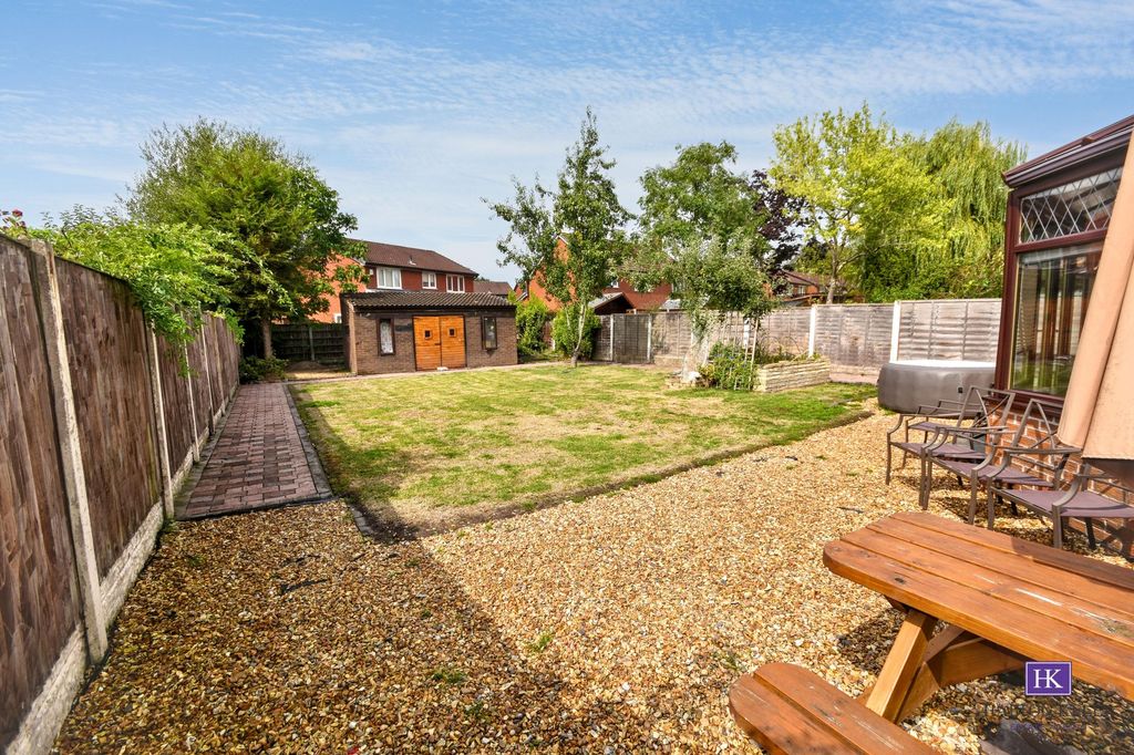 Property photo 3 of 24