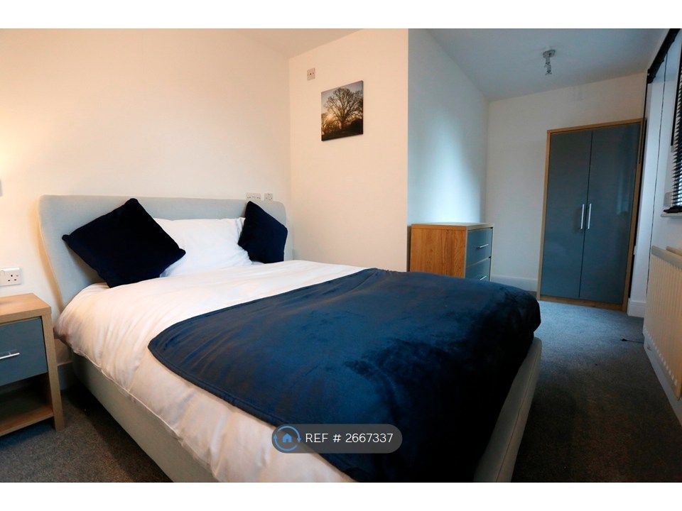 Property photo 3 of 9 Bedroom - £695Pcm