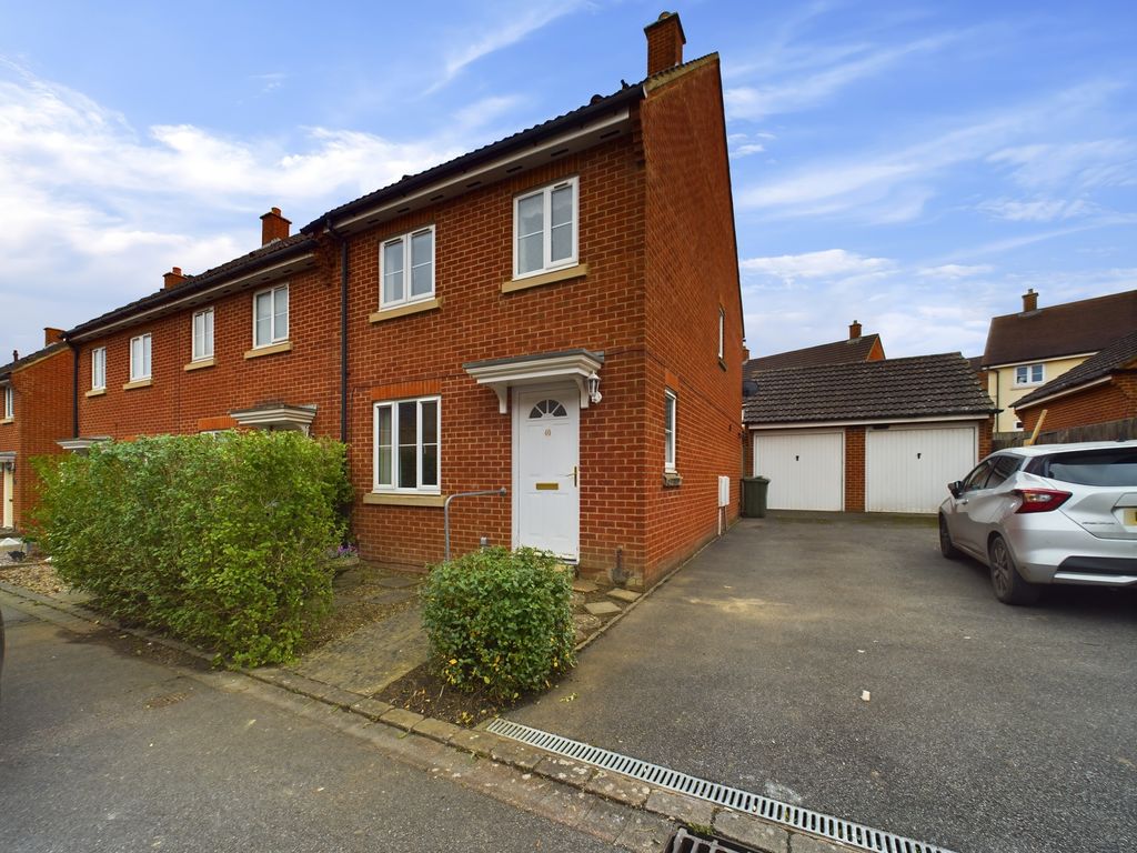 Property photo 2 of 19