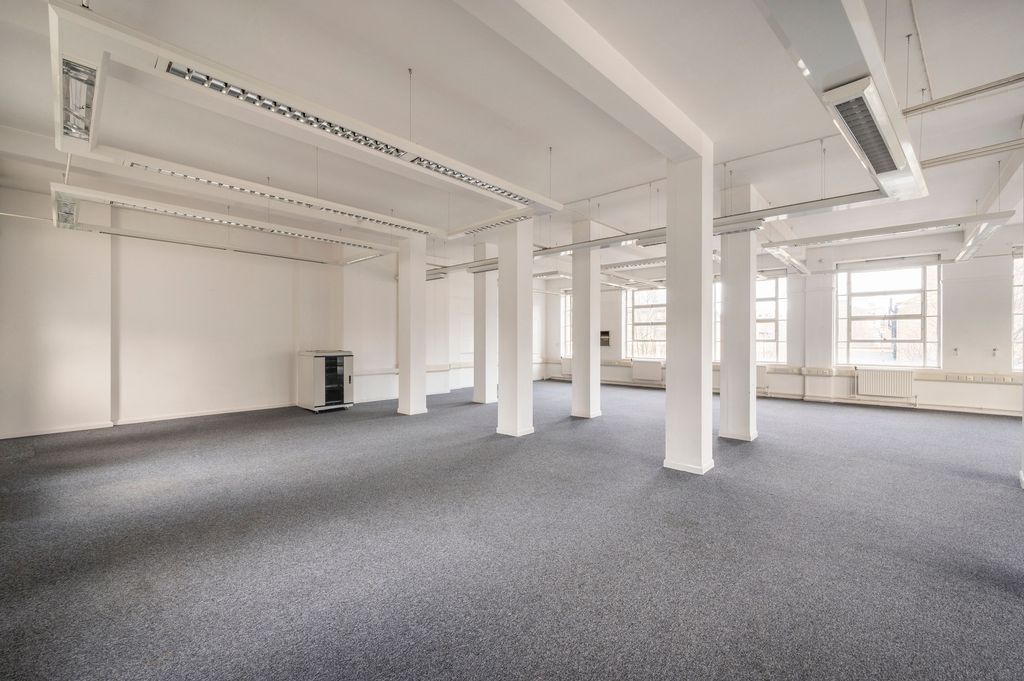 Property photo 3 of 14 Internal Building