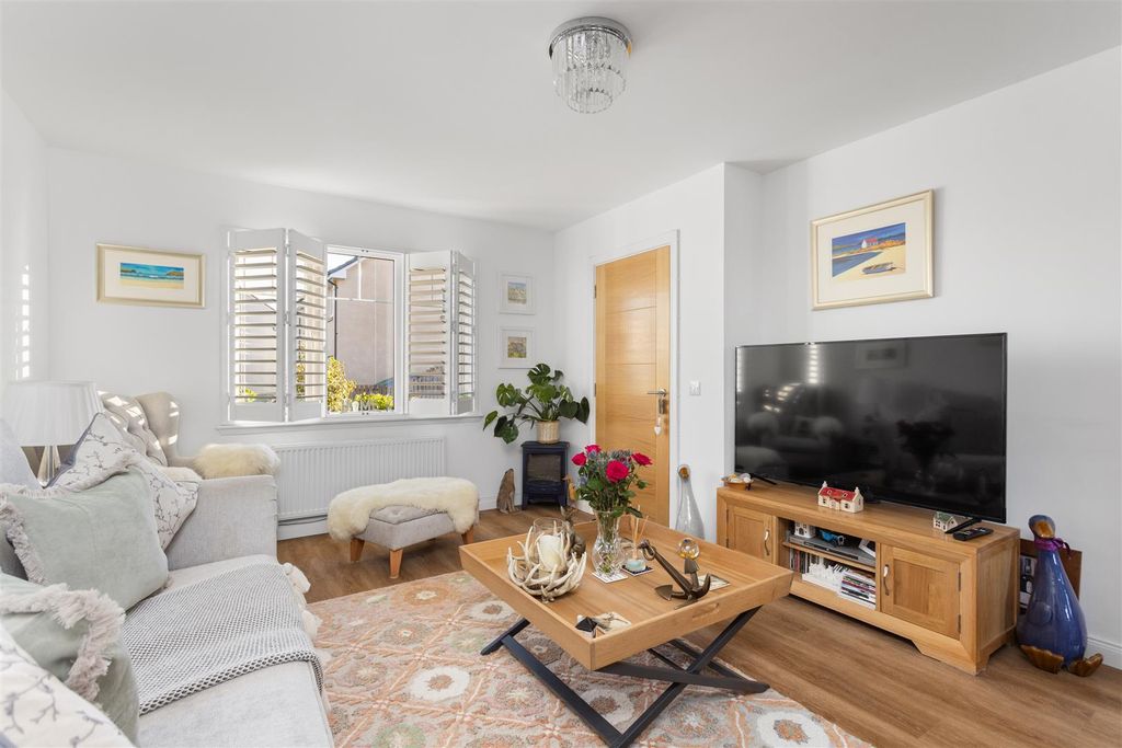 Property photo 3 of 31 3.Jpg