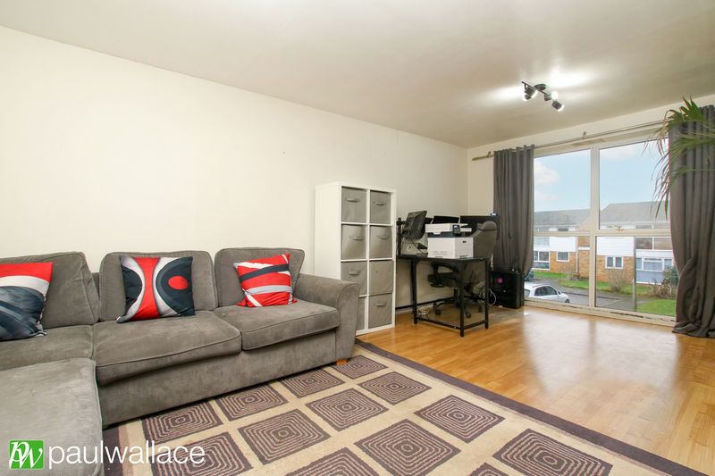 Property photo 2 of 12 Lounge / Diner