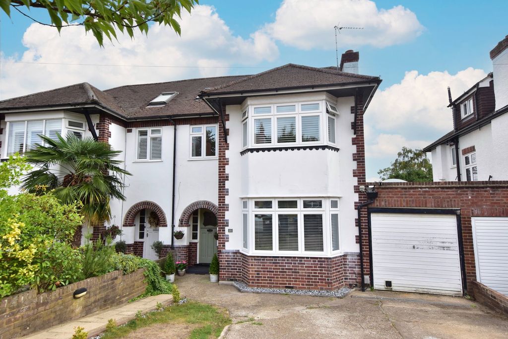 Property photo 2 of 29