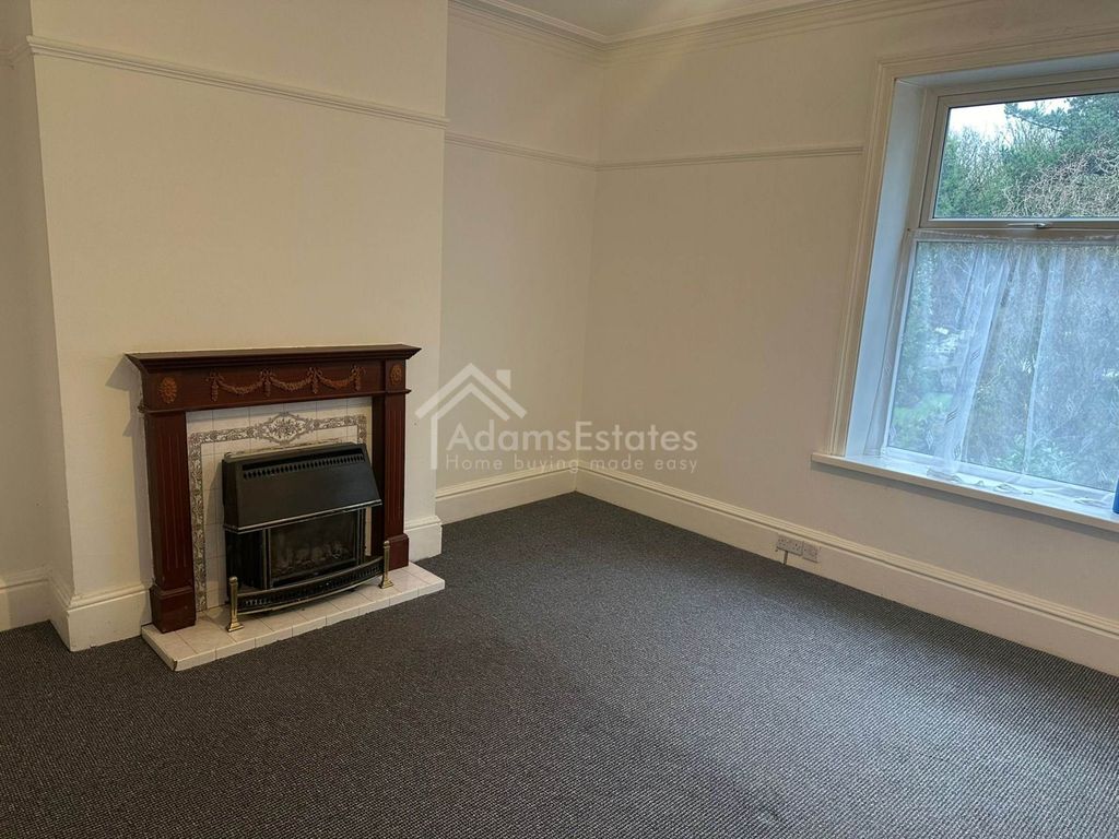 Additional image 6 of 10 bed semi-detached house for saleHill Crest Road, Dewsbury WF12