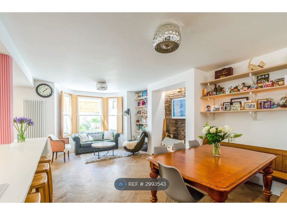 Property photo 1 of 15 Diner/Lounge