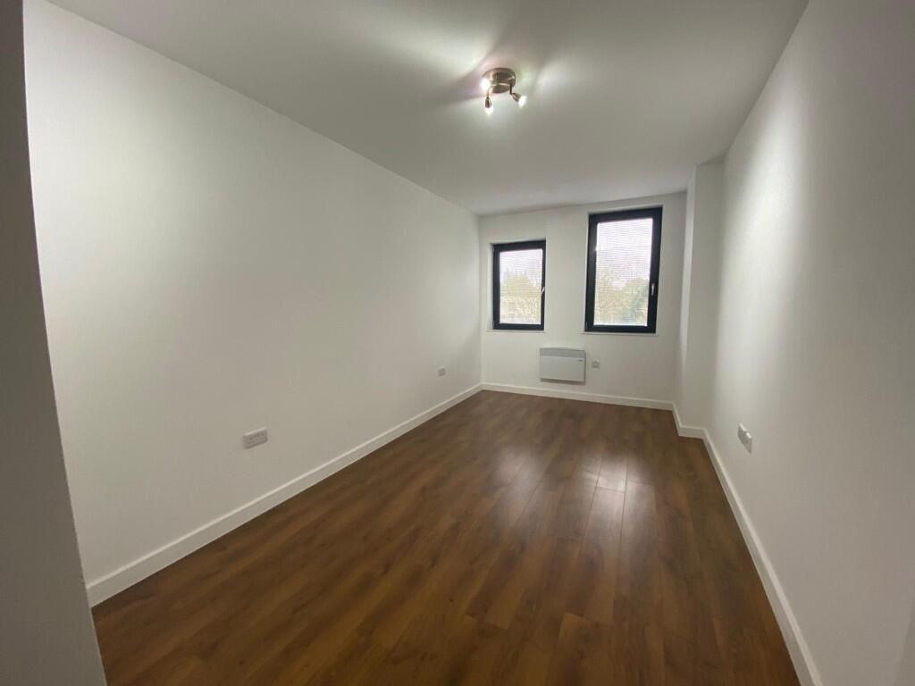 Property photo 3 of 6