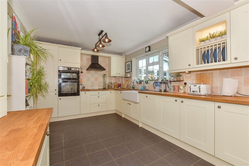 Property photo 1 of 14 Kitchen/Diner