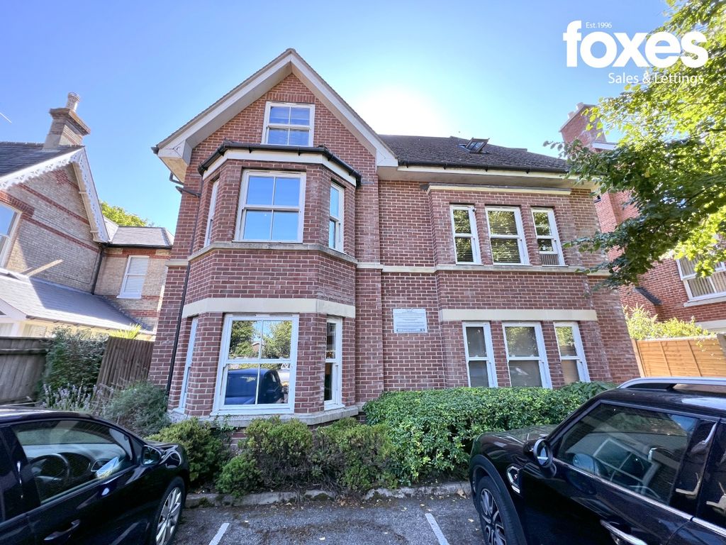 Property photo 1 of 8 3024650