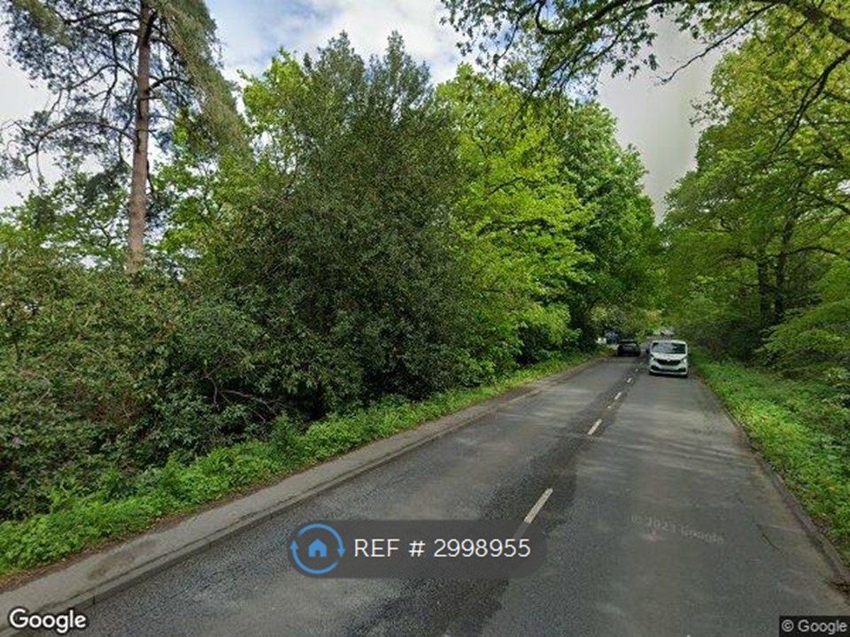 Property photo 2 of 11 Street