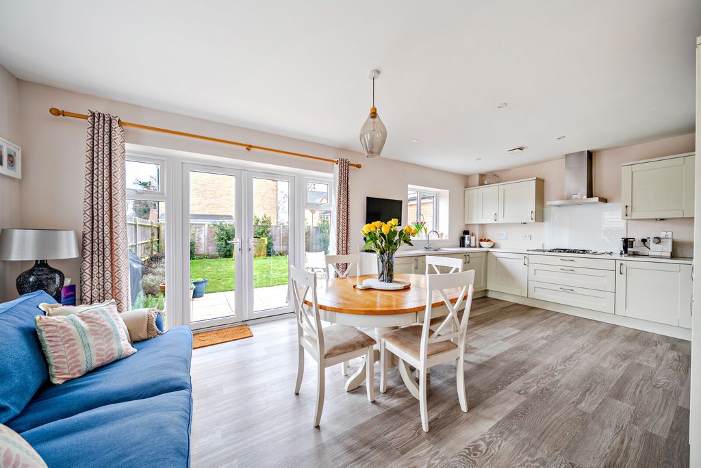 Property photo 2 of 21 1423107-18-69Affe...