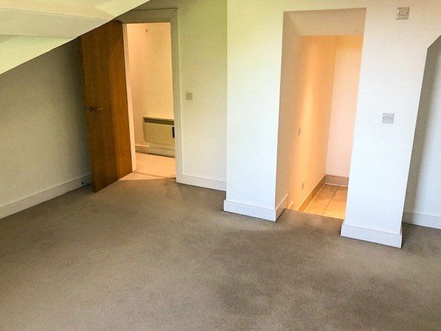 Property photo 2 of 12 Picture No. 09