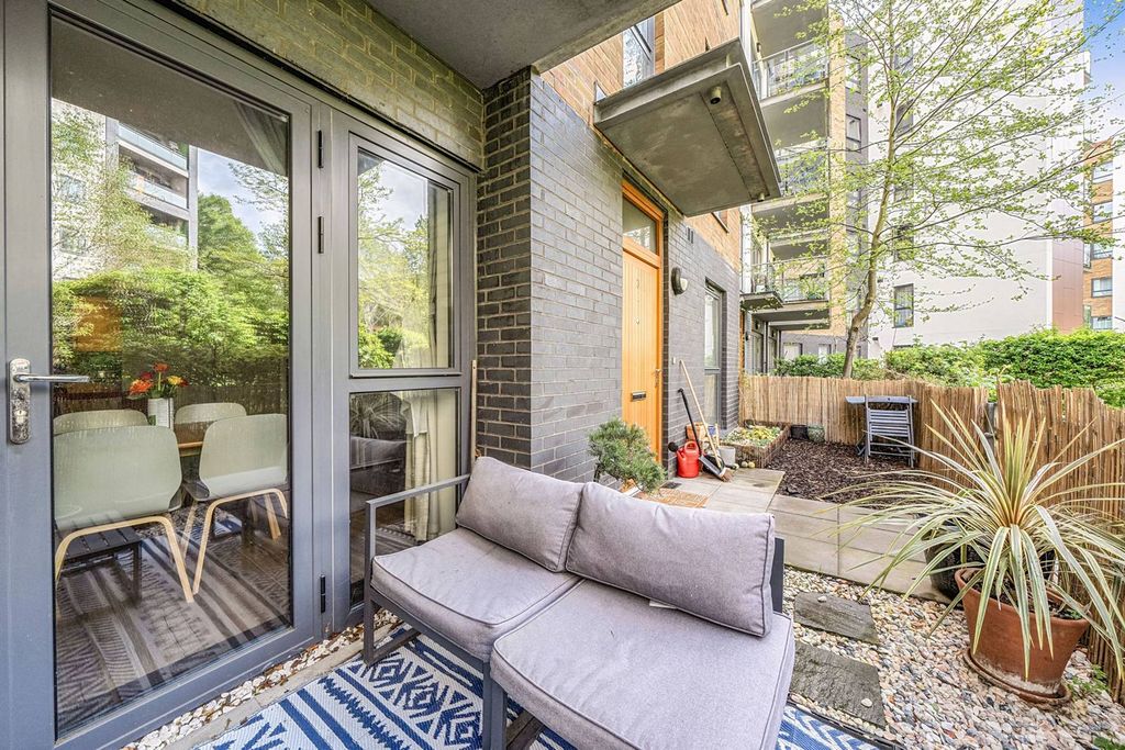 Property photo 3 of 10