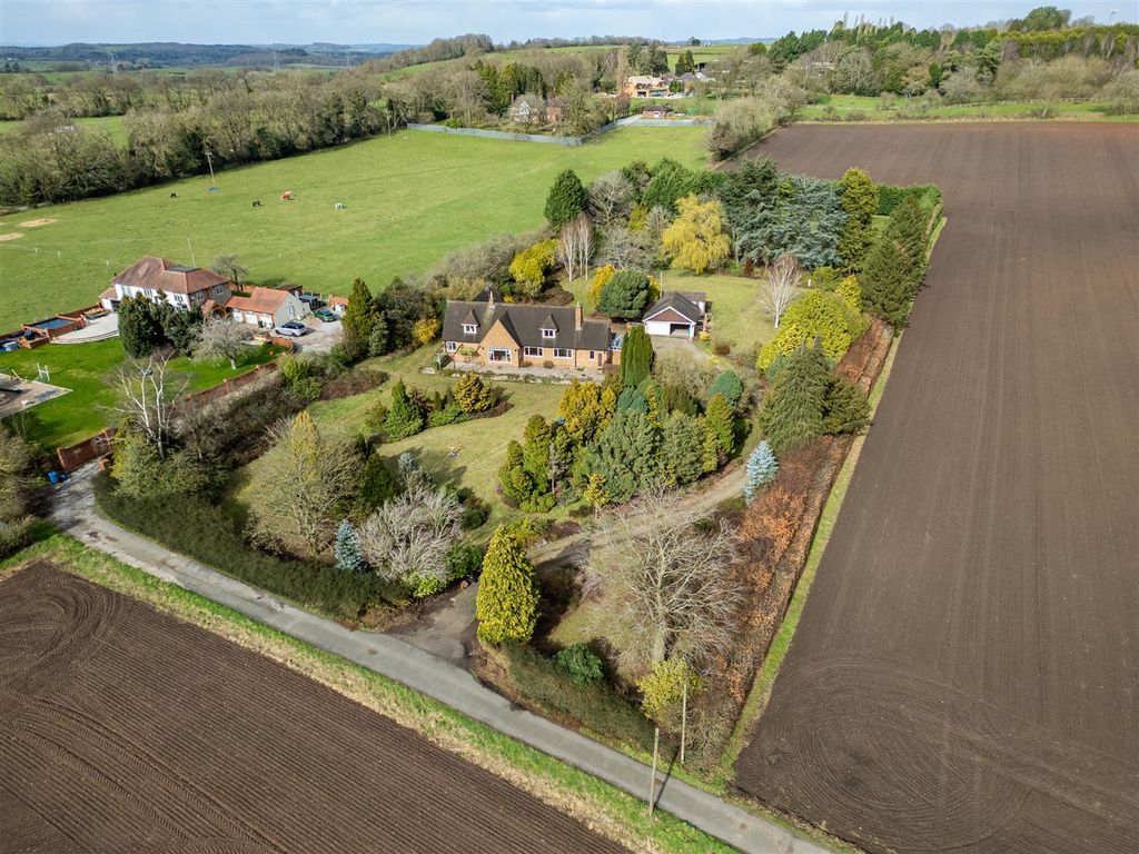 Property photo 1 of 34