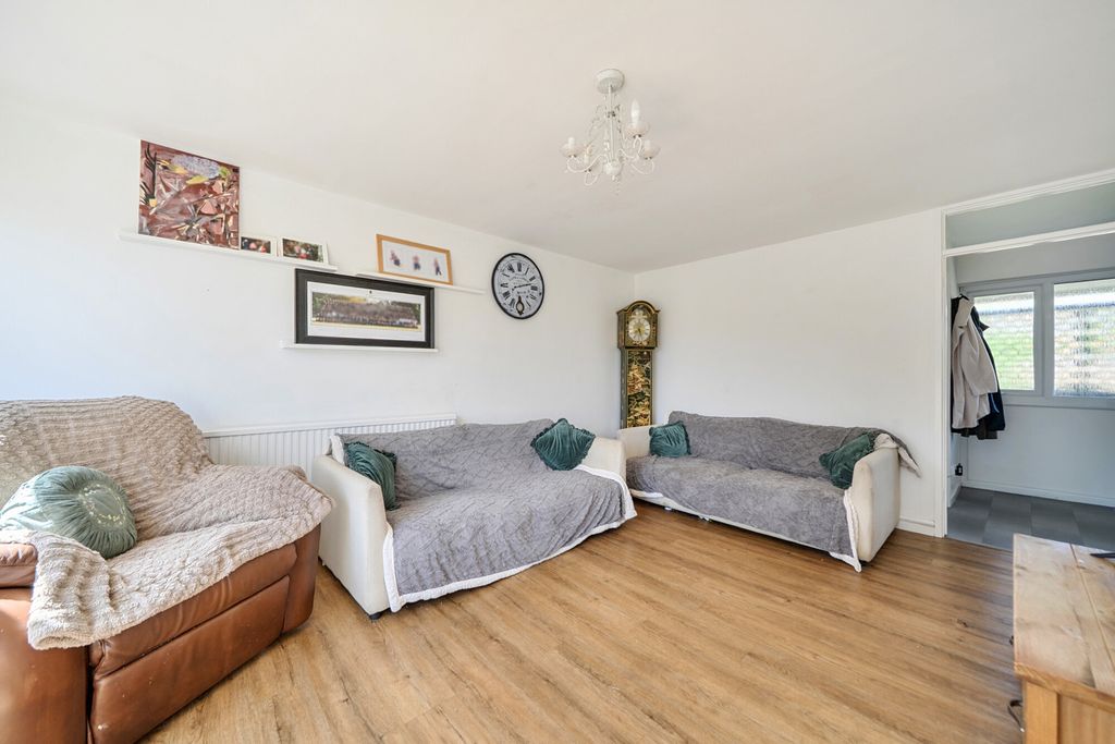 Property photo 2 of 21 1466214-8-6A0F5c5...