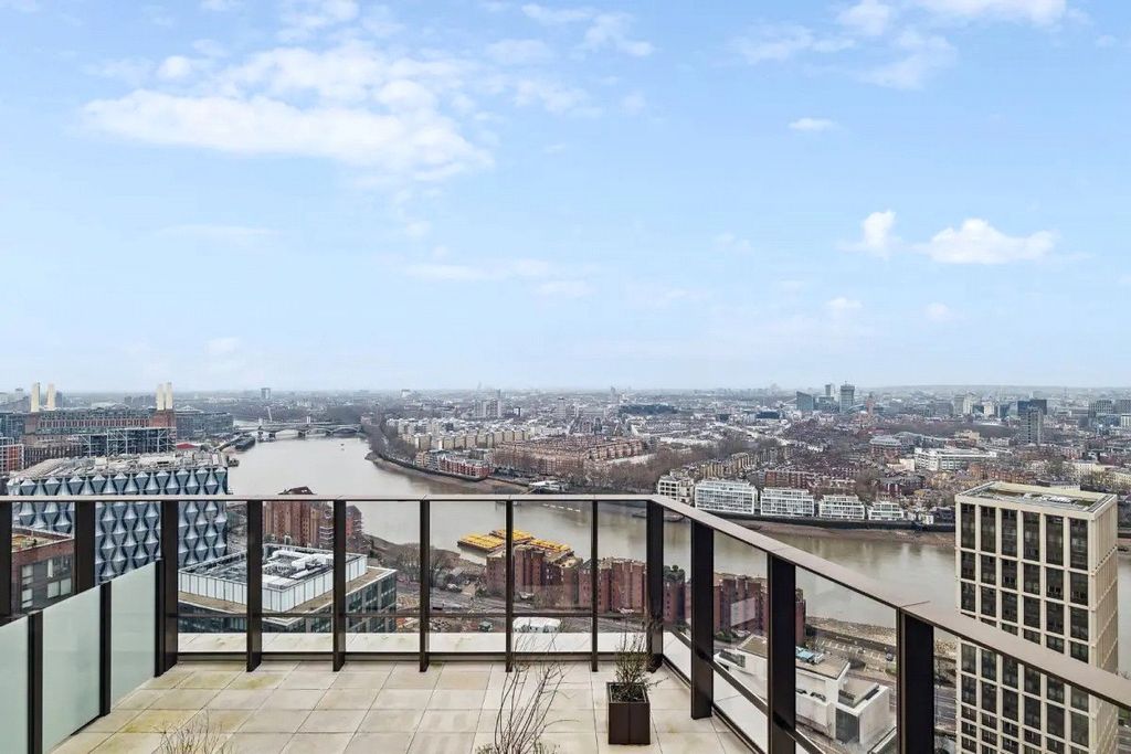 Property photo 3 of 17 Picture No. 22