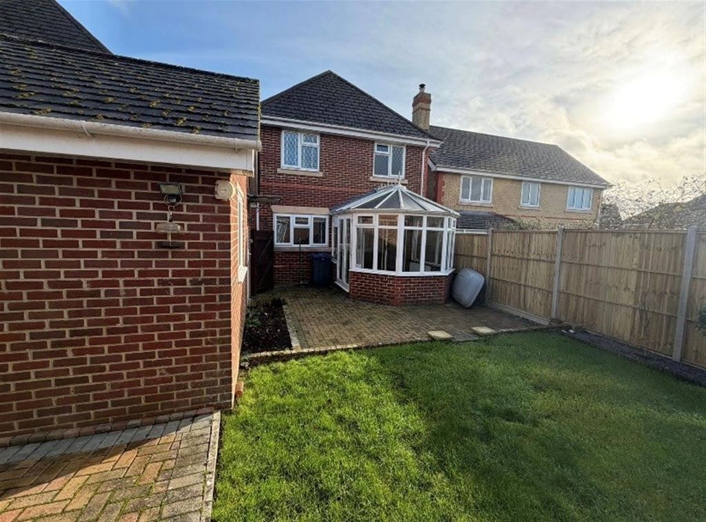 Property photo 2 of 9