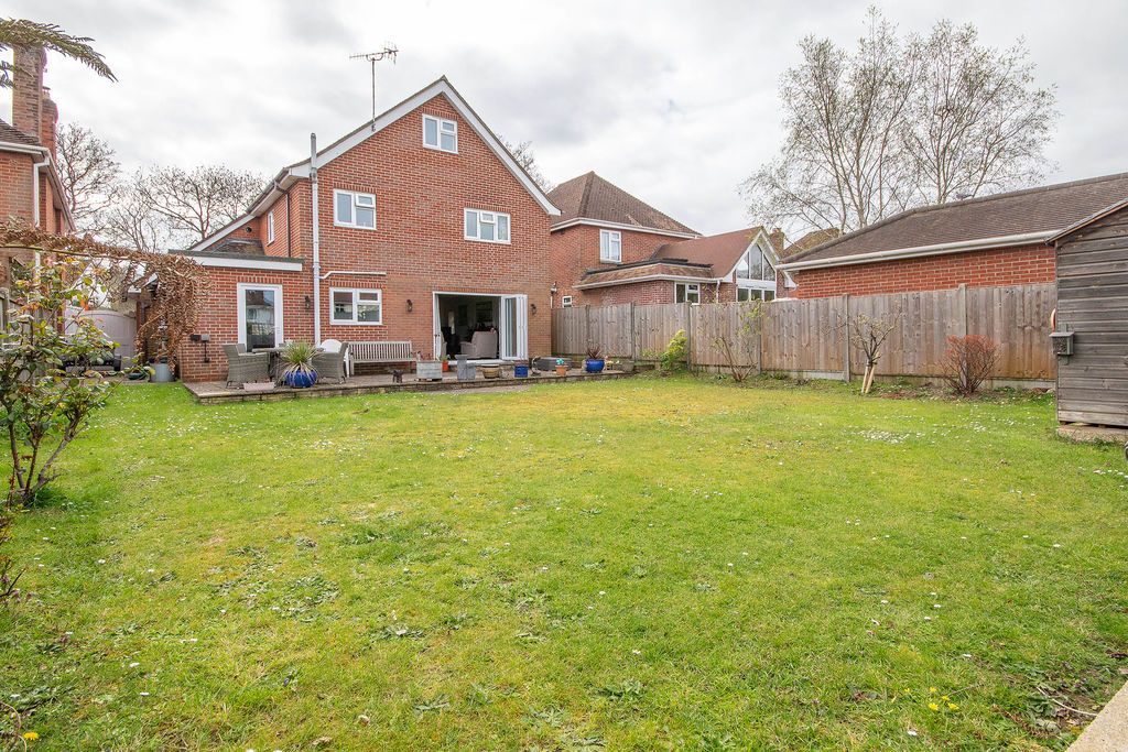 Property photo 2 of 20 Rear Garden