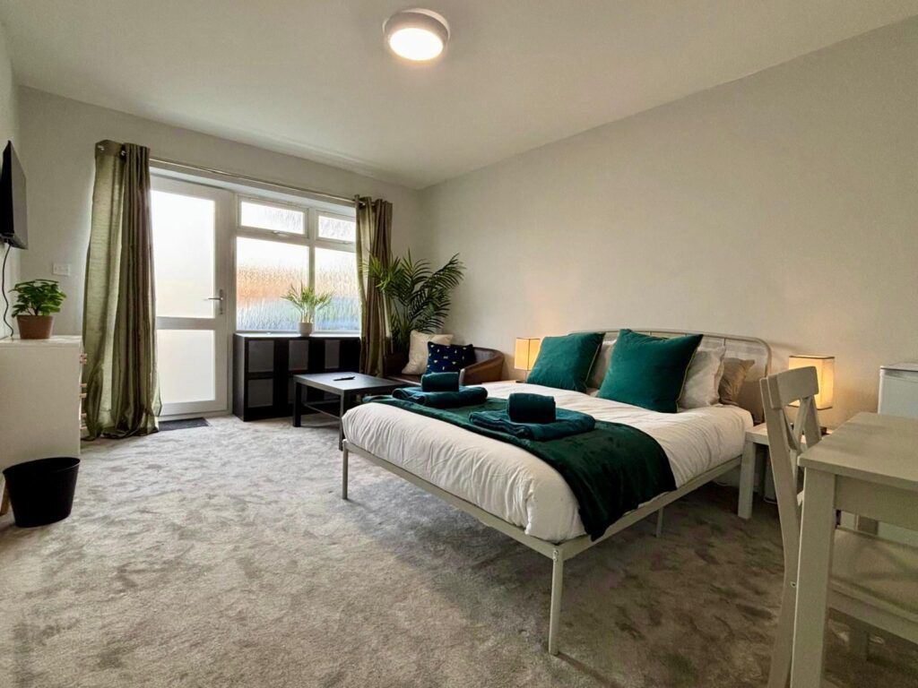 Property photo 3 of 16 Photo 9