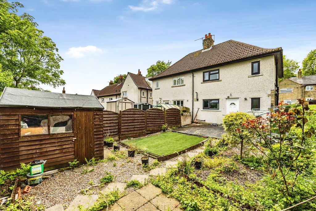 Additional image 19 of 3 bed semi-detached house for saleHighlands Avenue, Huddersfield HD5
