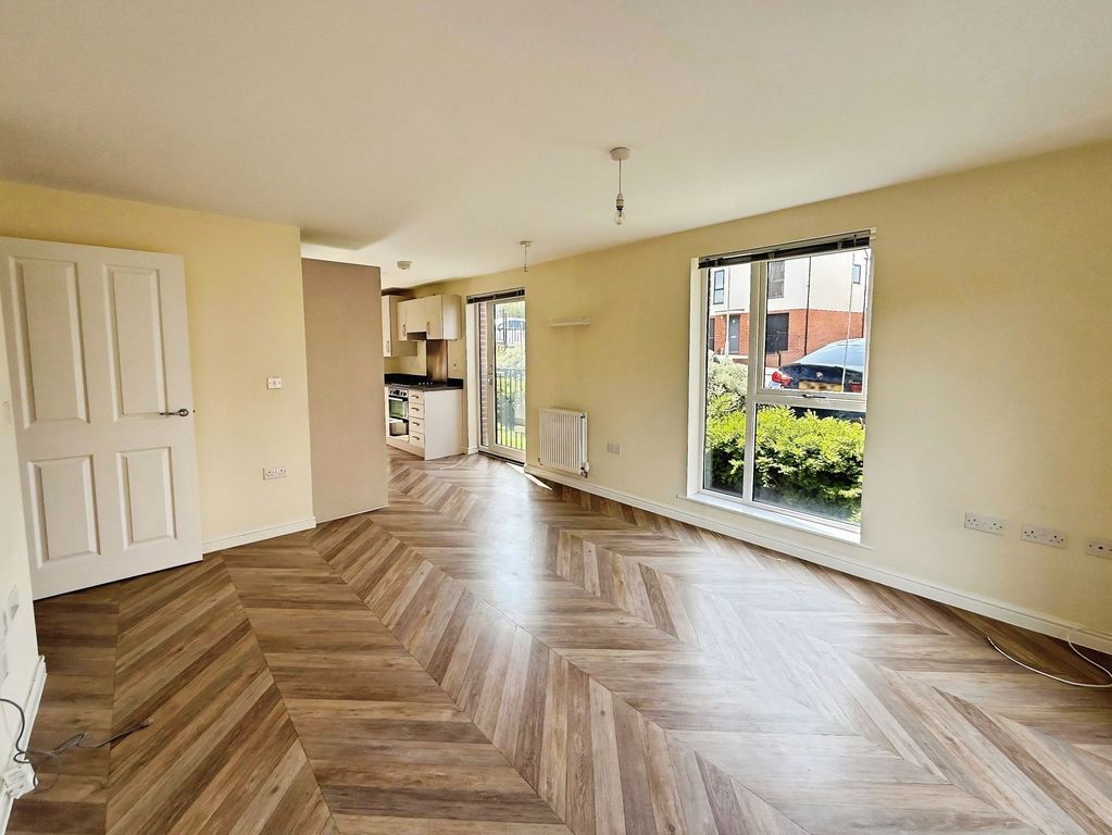 Property photo 3 of 7