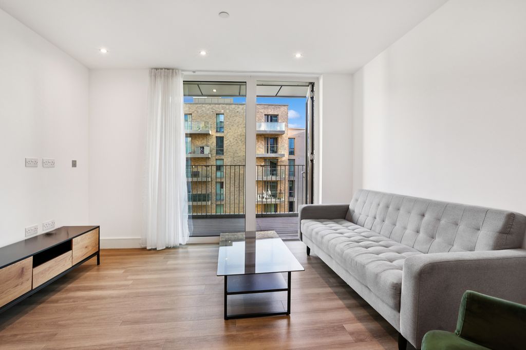 Property photo 2 of 13