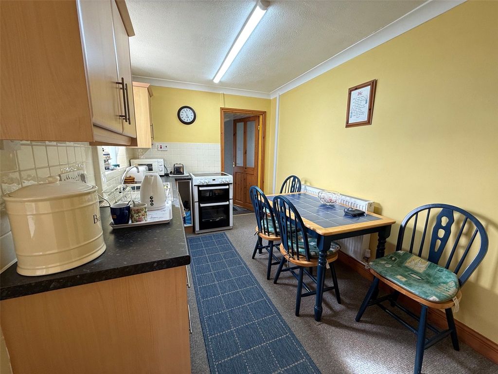 Property photo 3 of 23 Picture No. 02