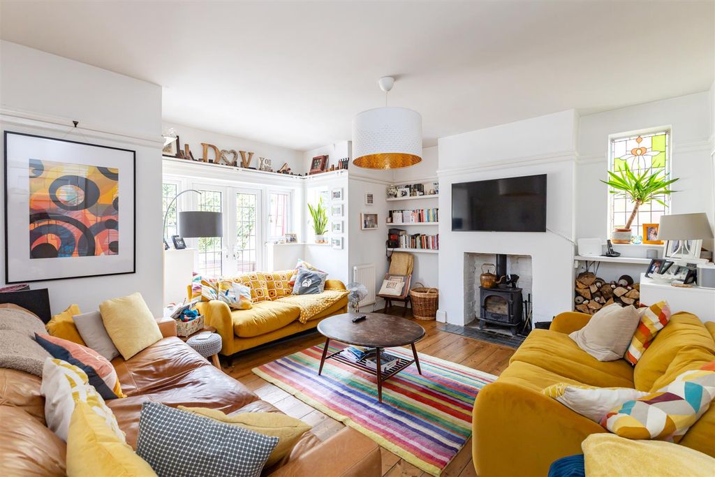 Property photo 2 of 28 Untitled-1487.Jpg