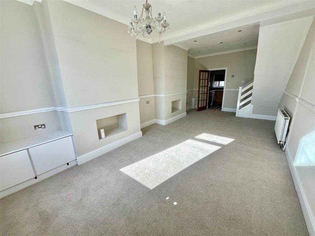 Property photo 2 of 12 Brighton Grove.Jpg