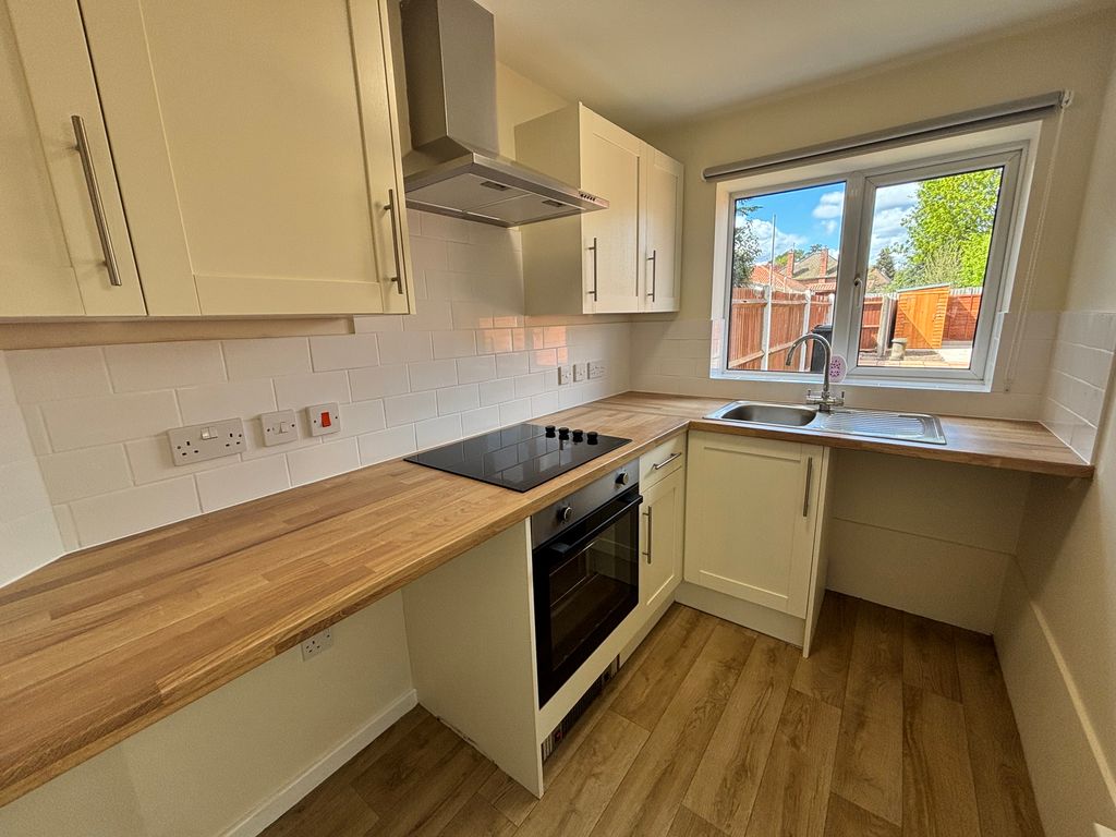 Property photo 2 of 14 Image