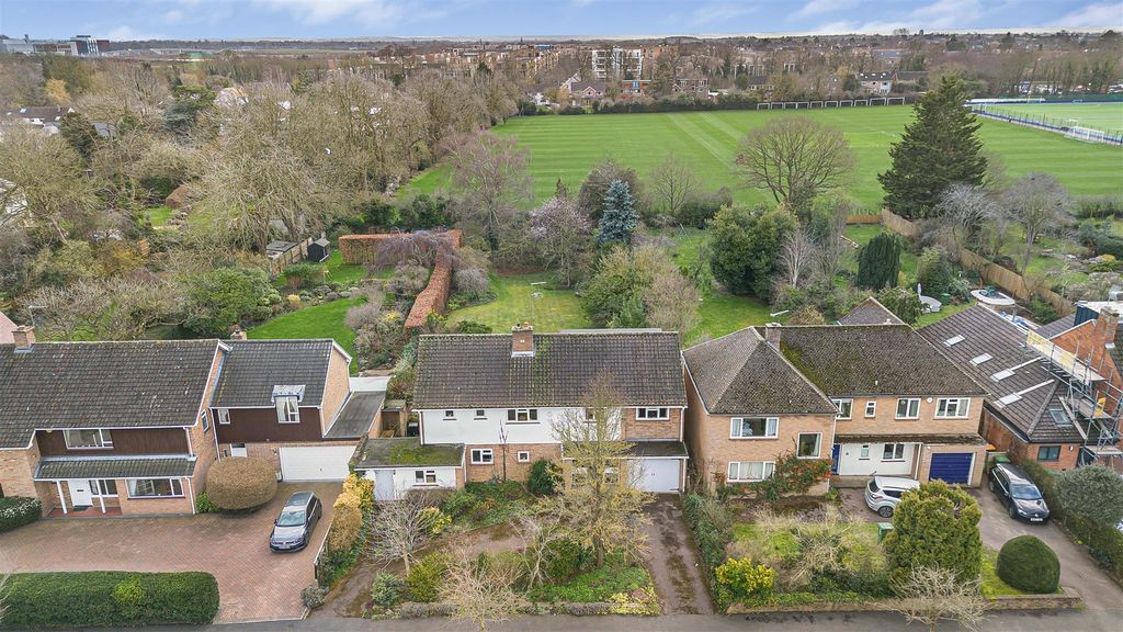 Property photo 1 of 35 27_72760.Jpg